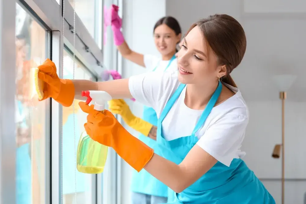 Indoor-Window-Cleaning-2-service-new-jersey